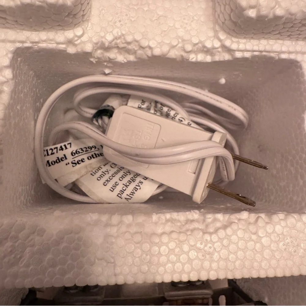 Lemax Regis Hotel Village Collection Lighted Building Club Limited Edition READ‎